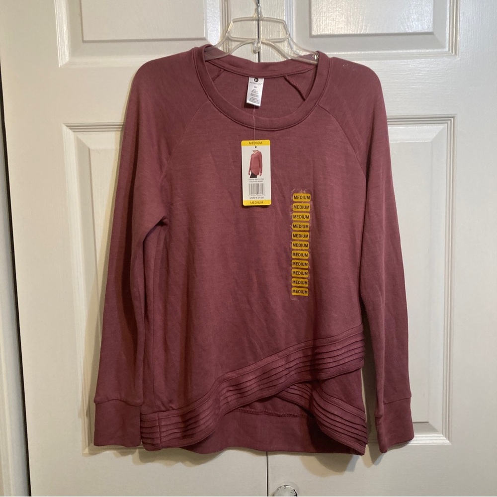 NWT w/Defect Active Life Women's Pullover Crew Neck Sweater Size M Medium